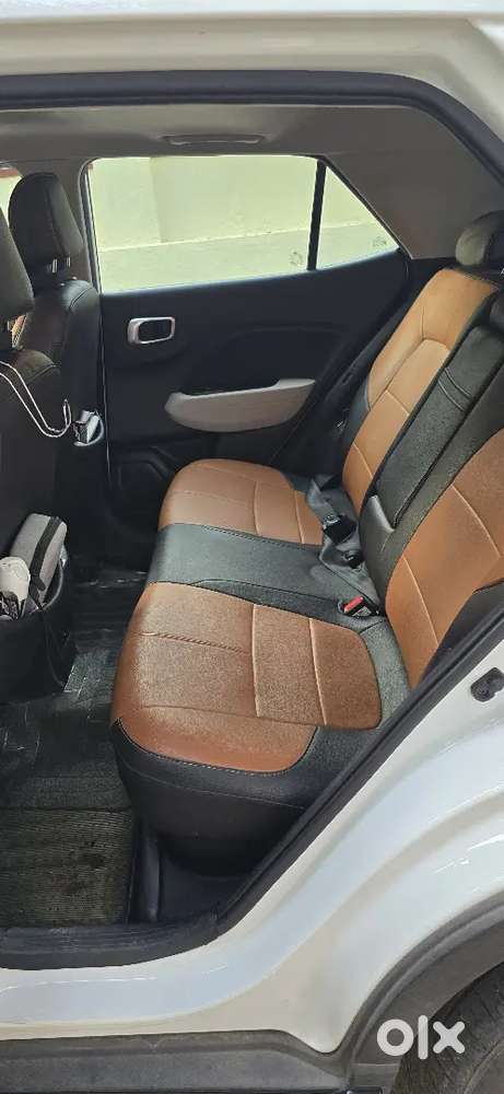 Hyundai Venue 2022 Diesel 37200 Km Driven