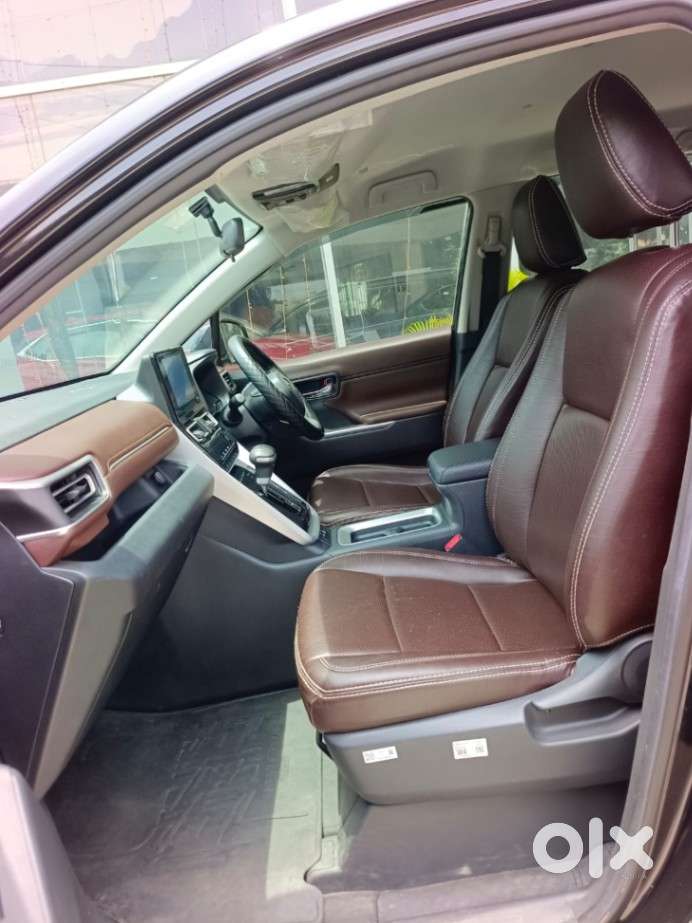 Toyota Innova Hycross Gx (o), 2025, Petrol