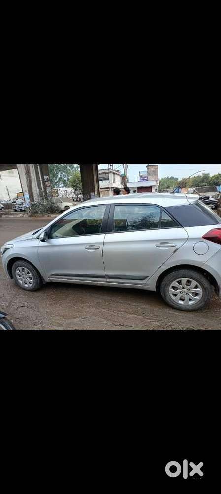 Hyundai I20 Sportz 1.2 Bs-iv, 2015, Diesel