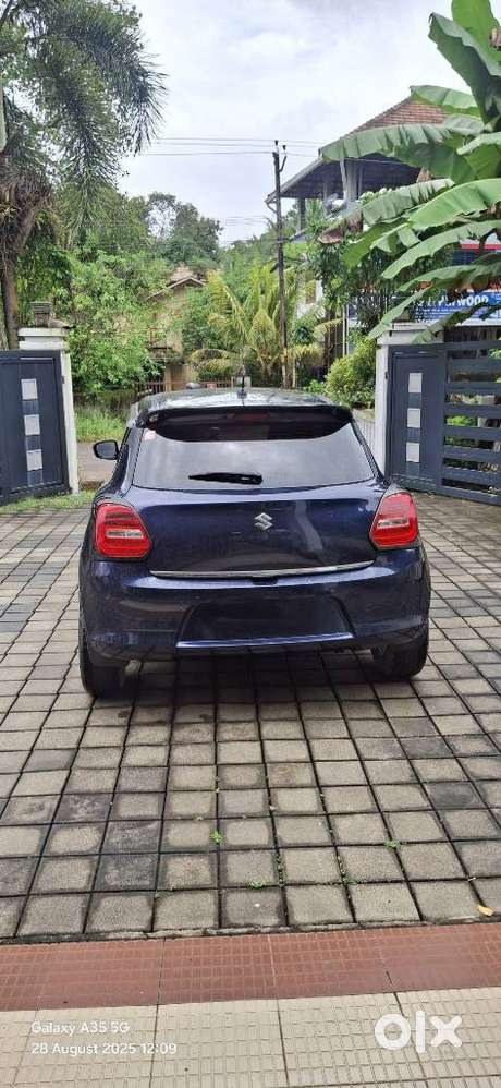 Maruti Suzuki Swift Zxi Plus Amt Dual Tone, 2019, Petrol