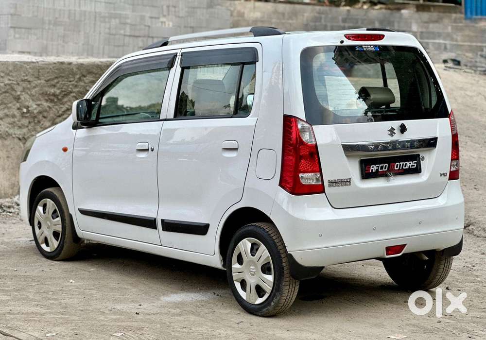 Maruti Suzuki Wagon R Vxi 1.0, 2015, Petrol