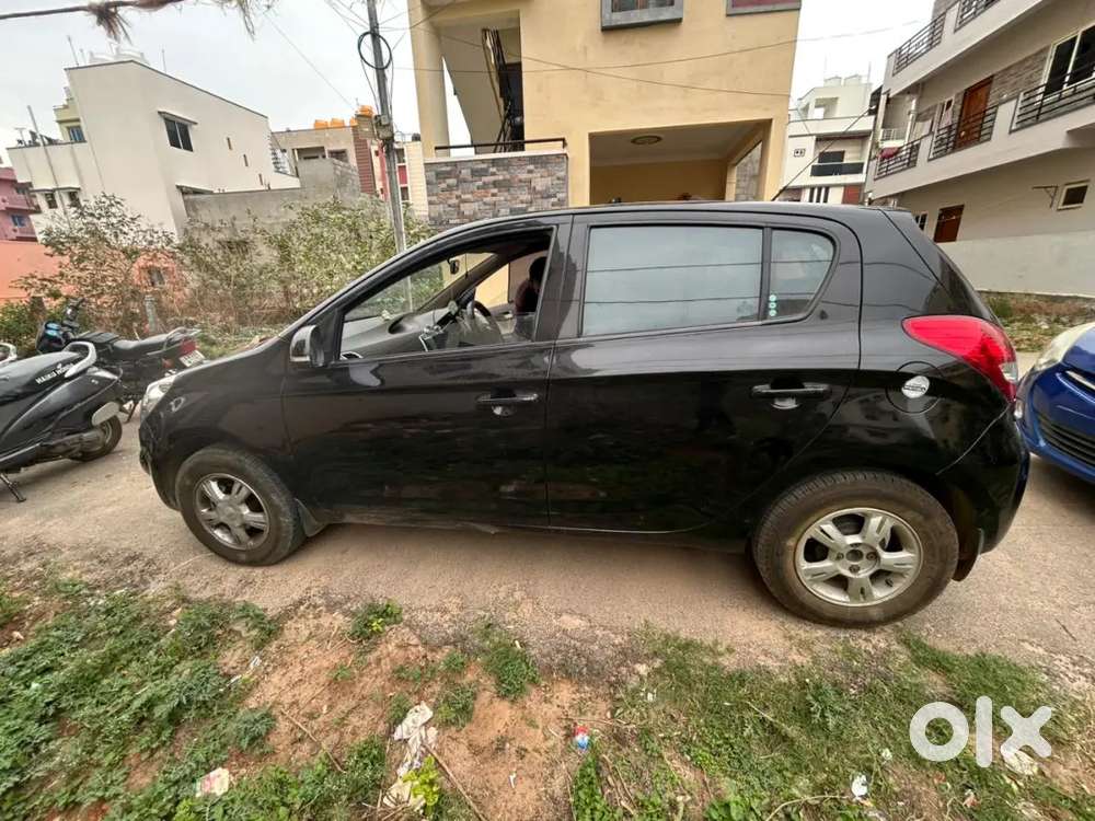 Hyundai I20 Sportz Diesel 2012 1.4 Crdi 1.06 Lakh Km Well Maintained