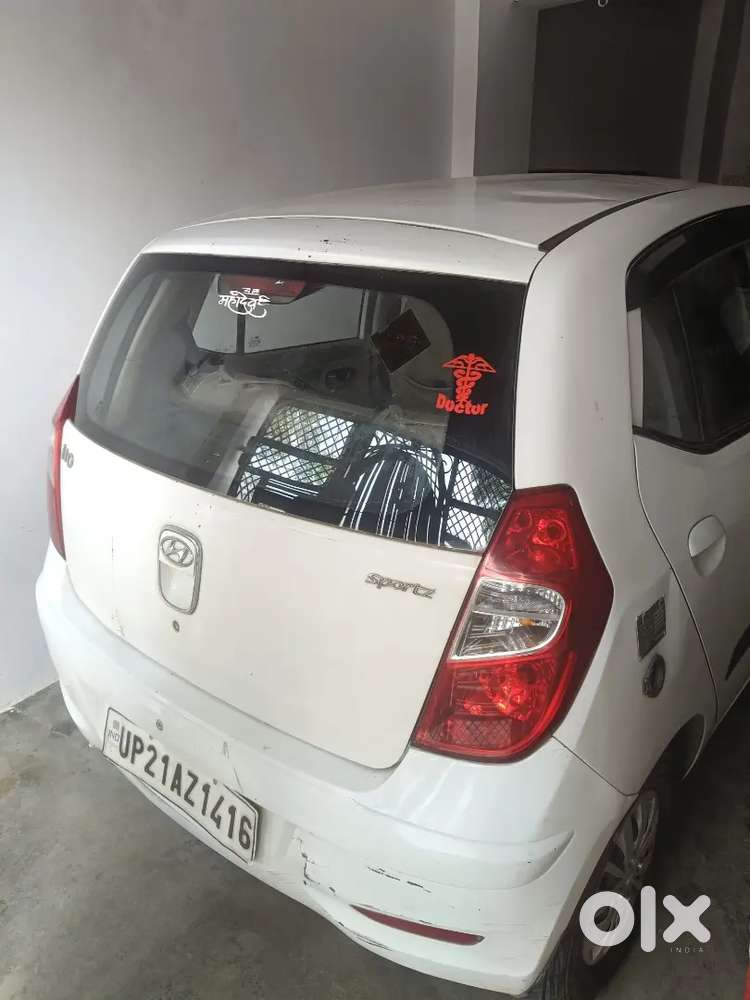 Hyundai I10 Sportz Petrol Lpg 2015