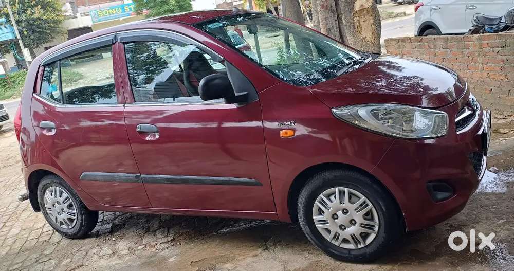 Hyundai I10 Magna O 2017 Petrol Km 39000 1 Owner
