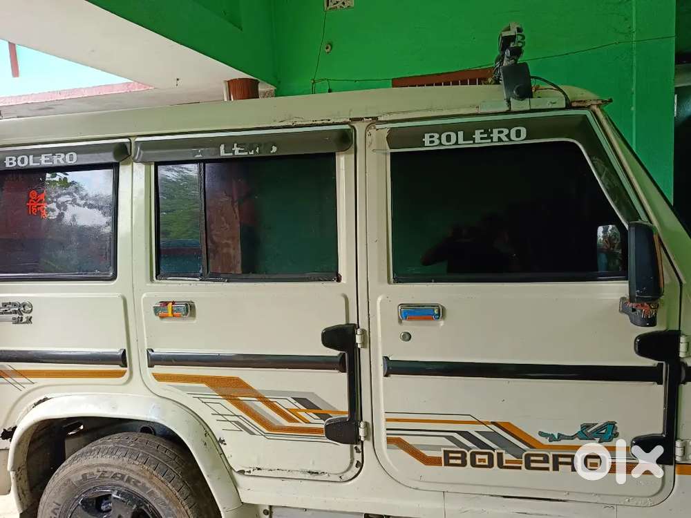 Mahindra Bolero Sle With Power Steering Power Brakes With Ac