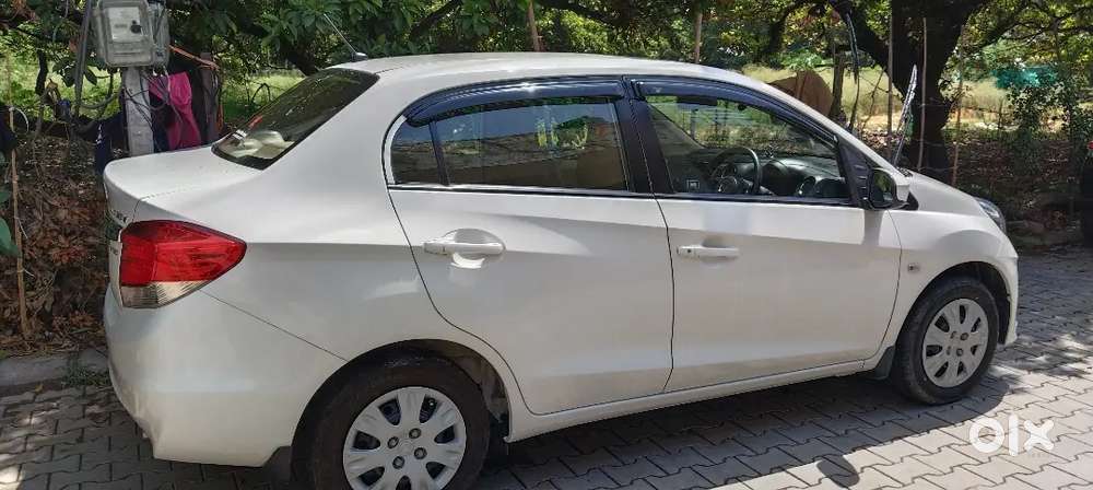 Honda Amaze 2014 Petrol Well Maintained