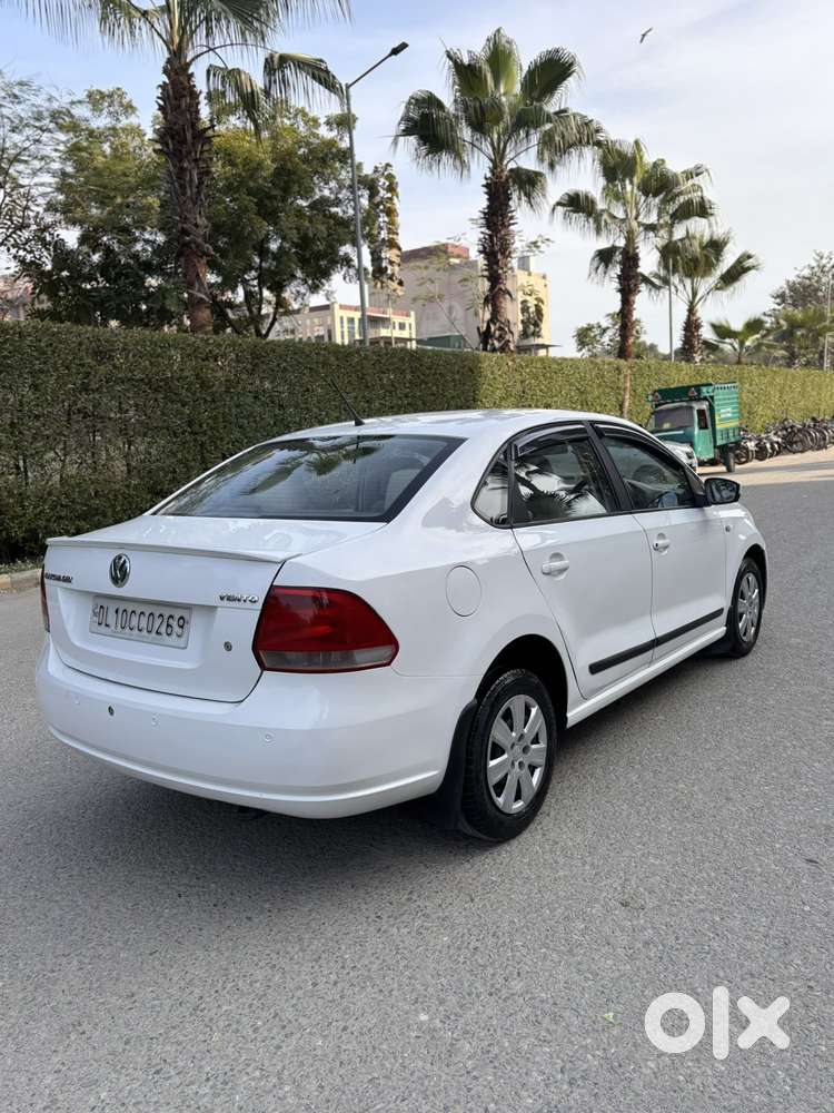 Volkswagen Vento 2010-2013 Petrol Trendline, 2011, Petrol