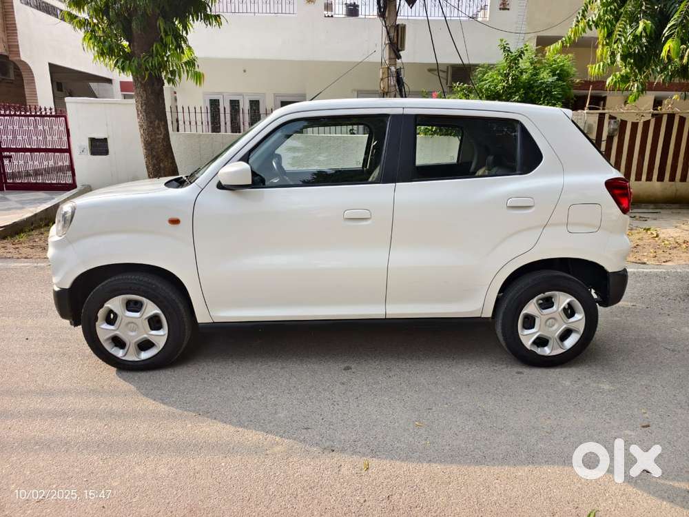 Maruti Suzuki S-presso Vxi Plus, 2022, Petrol