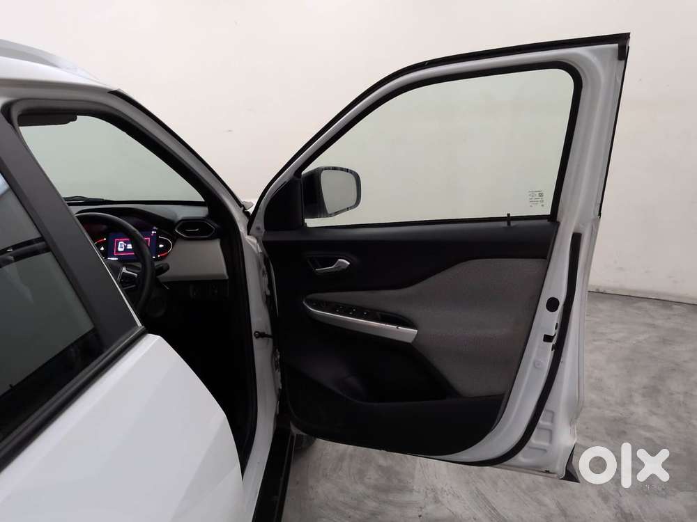Nissan Magnite Xv Turbo, 2022, Petrol