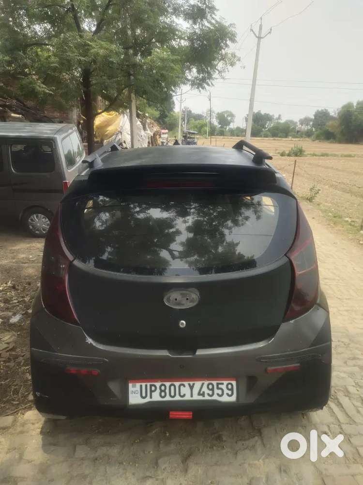 Hyundai Eon Model 2014 Km Driven