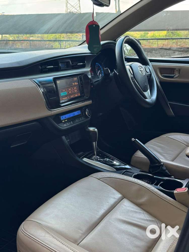 Toyota Corolla Altis Vl, 2016, Petrol