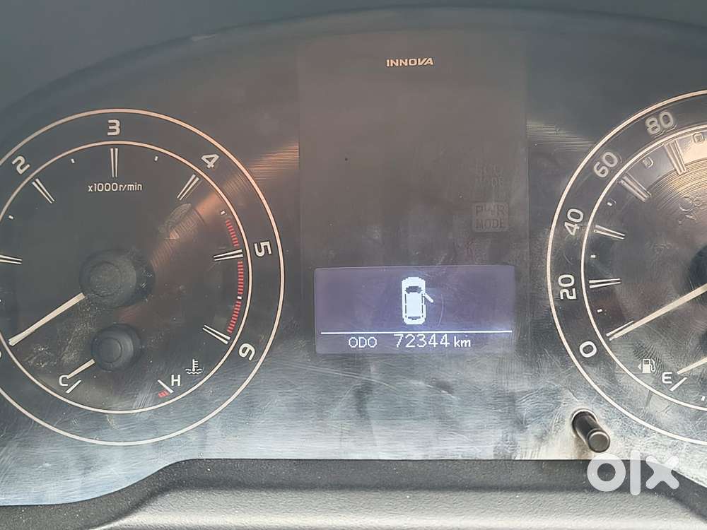 Toyota Innova Crysta 2.4 G Mt, 2016, Diesel