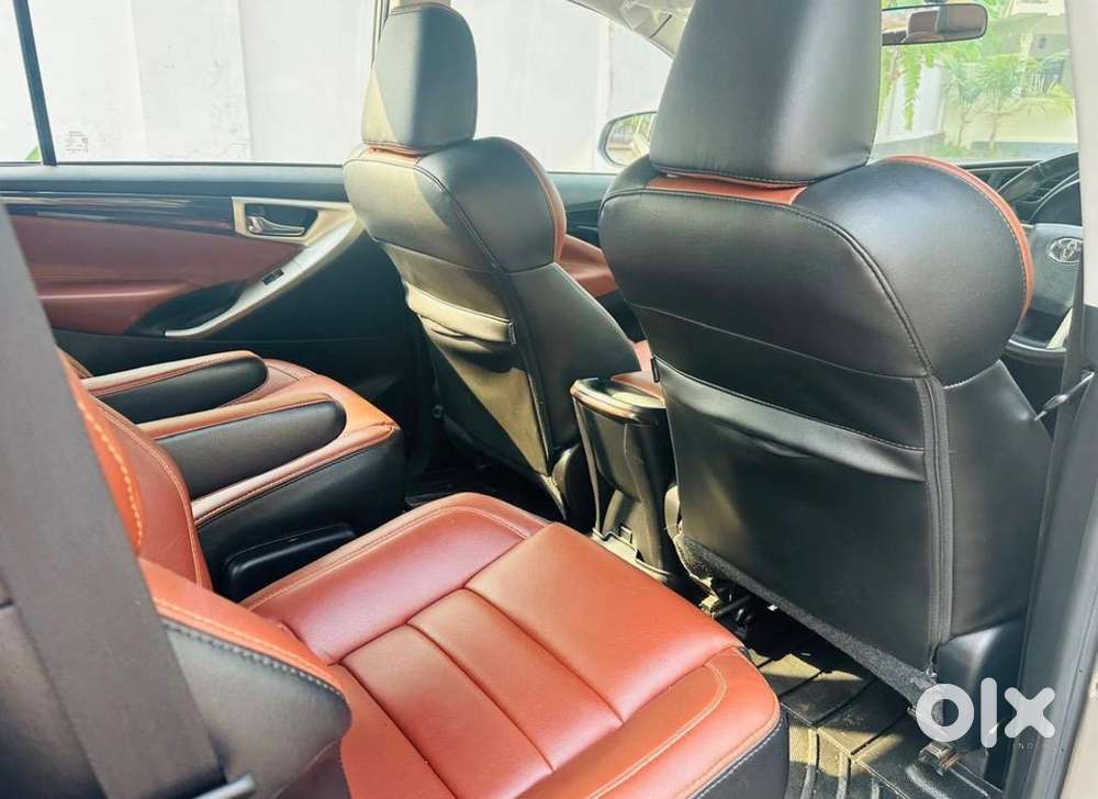 Toyota Innova Crysta 2021