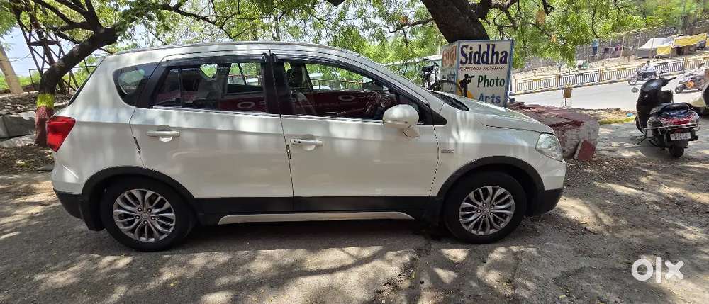 Maruti Suzuki S-cross 2017 Diesel Well Maintained