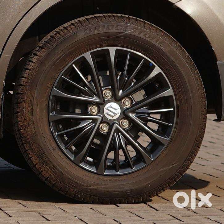 Maruti Suzuki Ertiga 2022-2023 Vxi Cng, 2022, Petrol