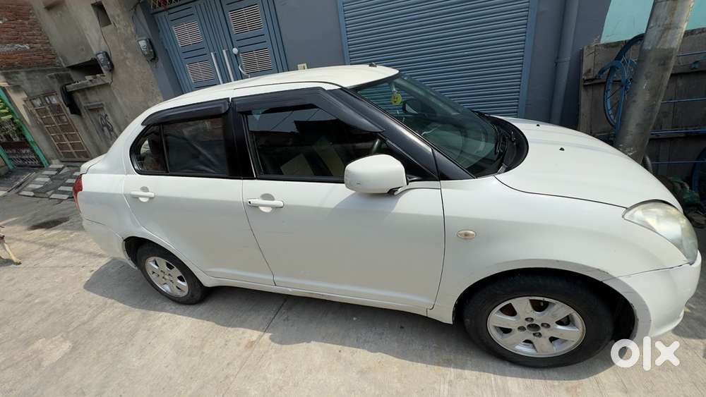 Maruti Suzuki Swift Dzire 2011 Petrol Well Maintained