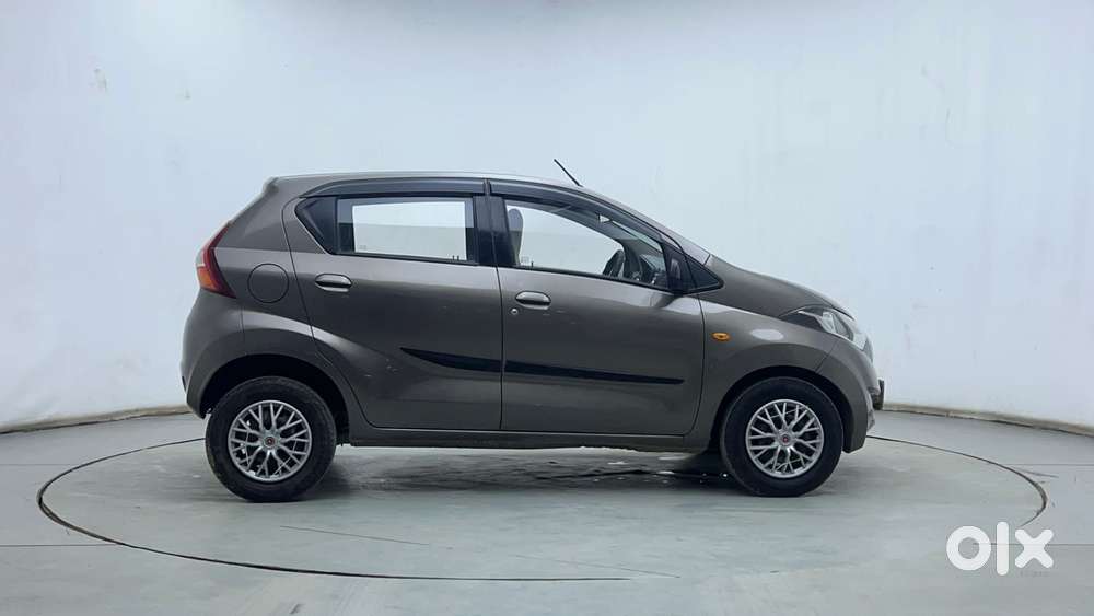 Datsun Redigo T Option, 2016, Petrol