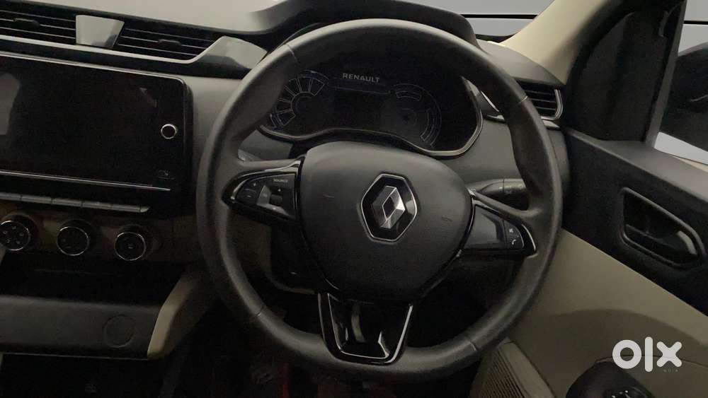 Renault Triber Rxt, 2022, Petrol