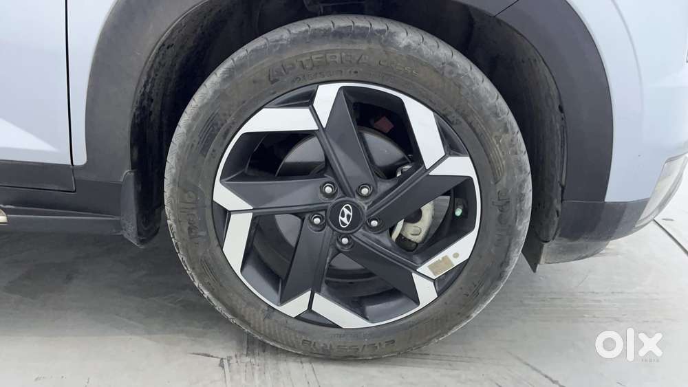 Hyundai Alcazar 2.0 Signature (o) Petrol At 7 Str, 2022, Petrol