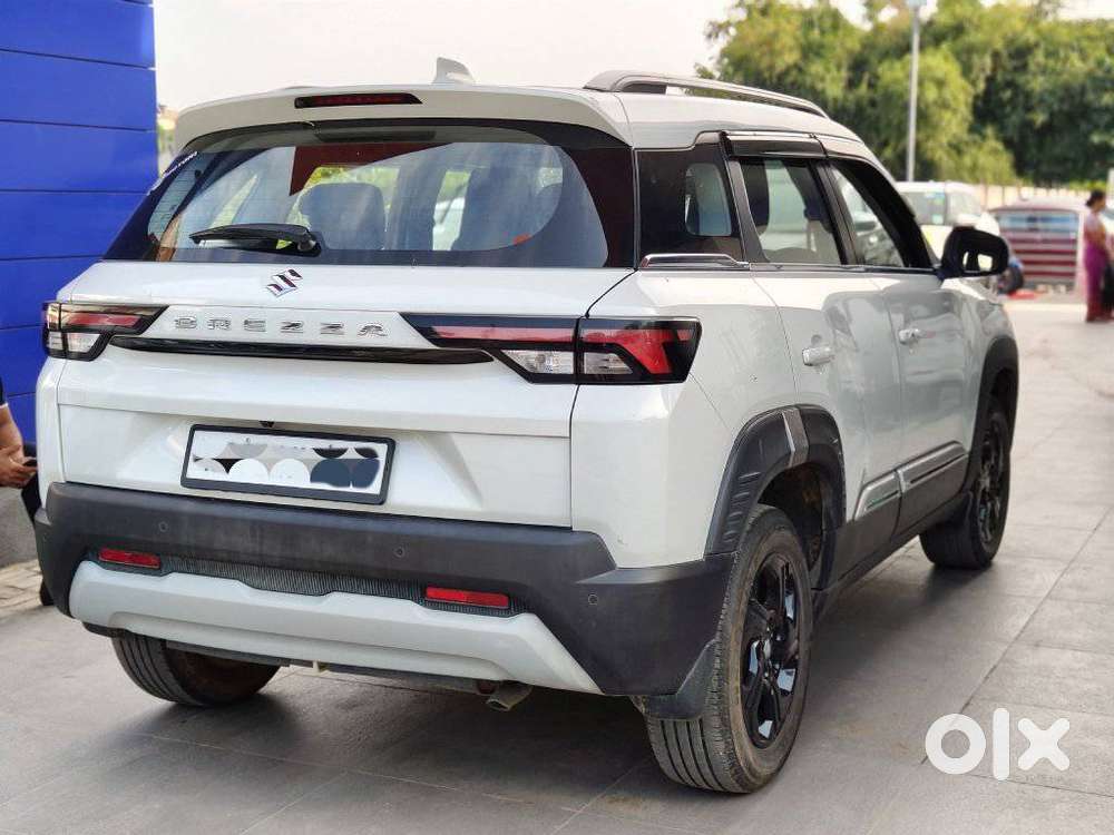 Maruti Suzuki Brezza 1.5 Zxi Smart Hybrid, 2023, Petrol