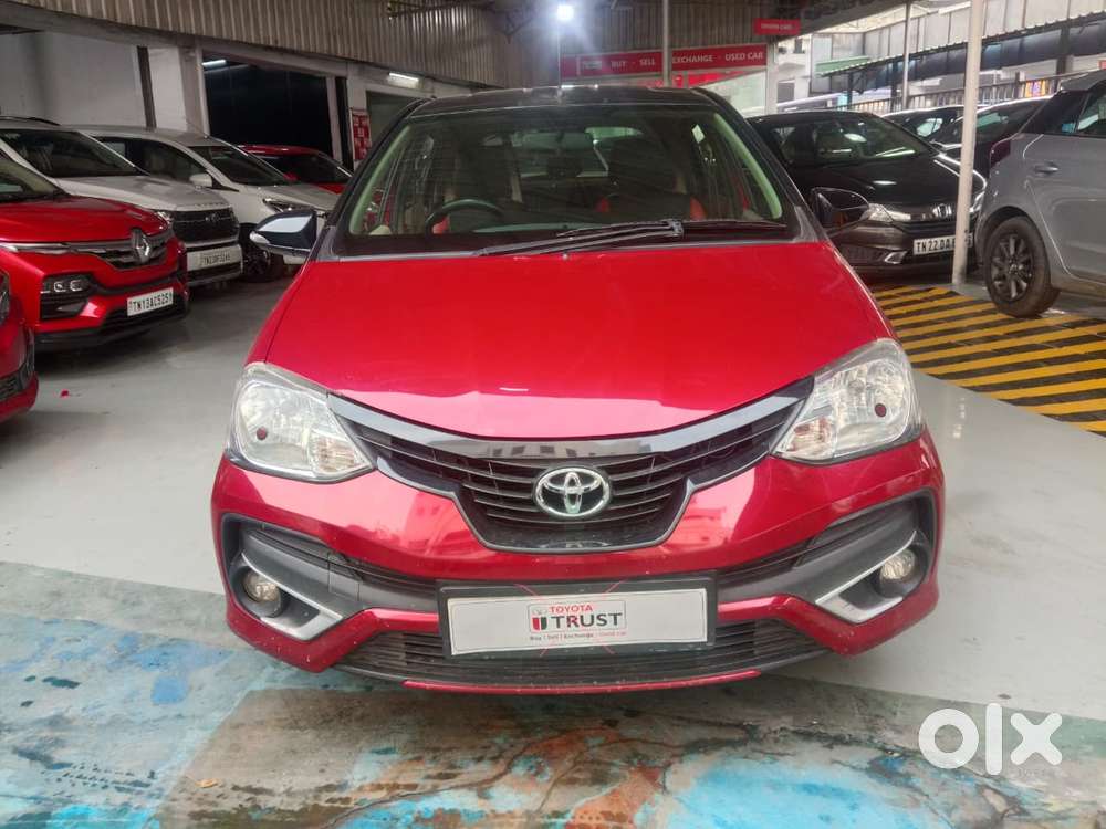 Toyota Etios Liva V Dual Tone, 2018, Petrol