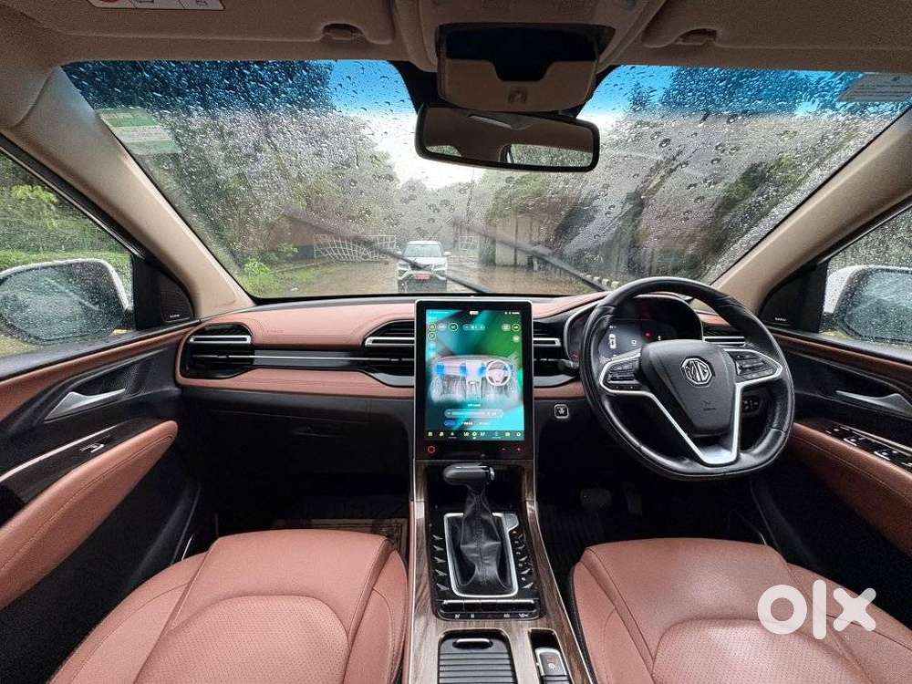 Mg Hector Plus Savvy Pro 1.5 Turbo Petrol Cvt 7 Str, 2023, Petrol