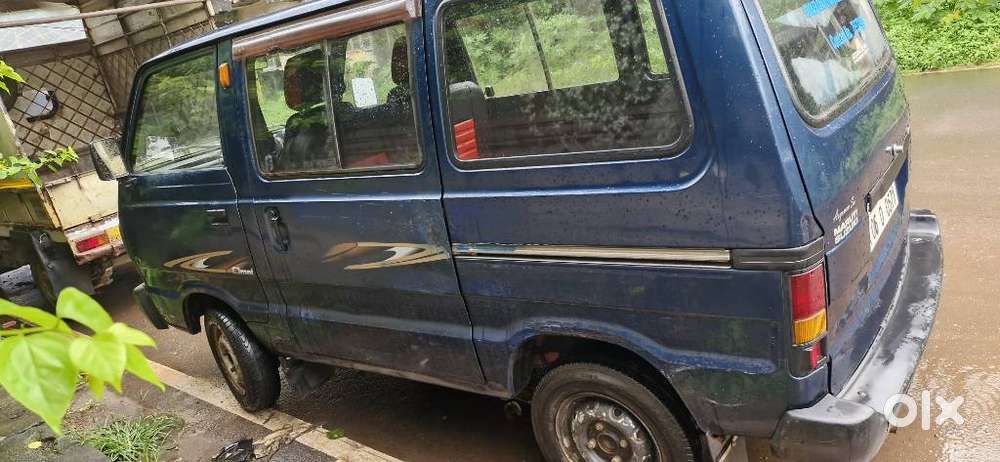 Maruti Suzuki Omni 8 Seater Bsiv, 2014, Petrol