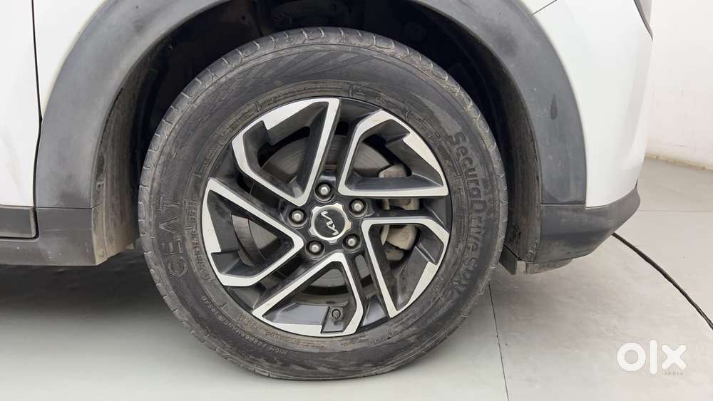 Kia Carens 1.5 Luxury Plus Diesel At 6 Str, 2022, Diesel