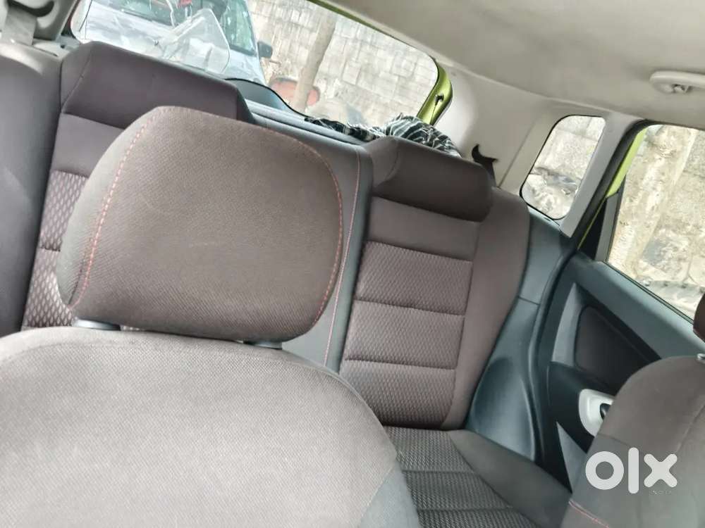 Ford Figo Petrol 2010 Manual Fc 2030 Insurence Live