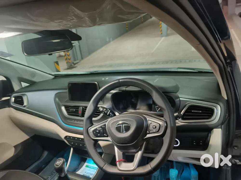 Tata Altroz Xz(o) - Petrol Top Model For Sale