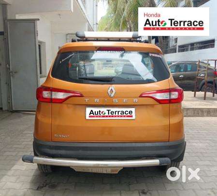 Renault Triber Rxz, 2022, Petrol
