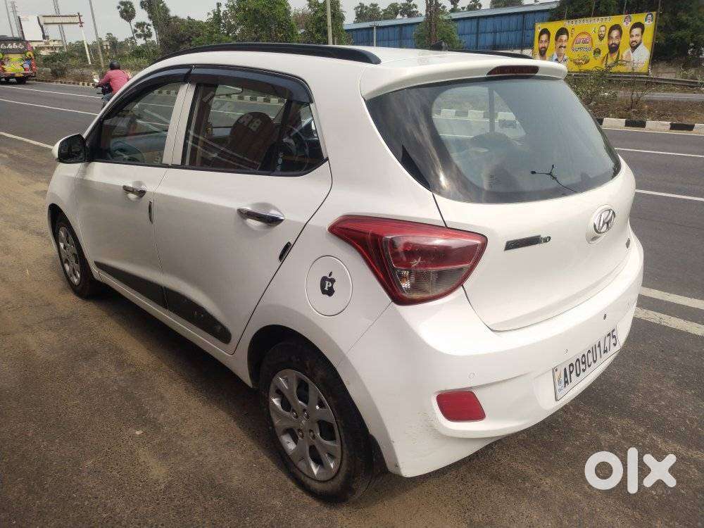 Hyundai Grand I10 2013-2016 Sportz, 2013, Petrol