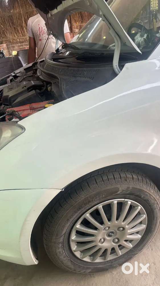 Maruti Suzuki Swift Dzire Tour 2014 Diesel Well Maintained