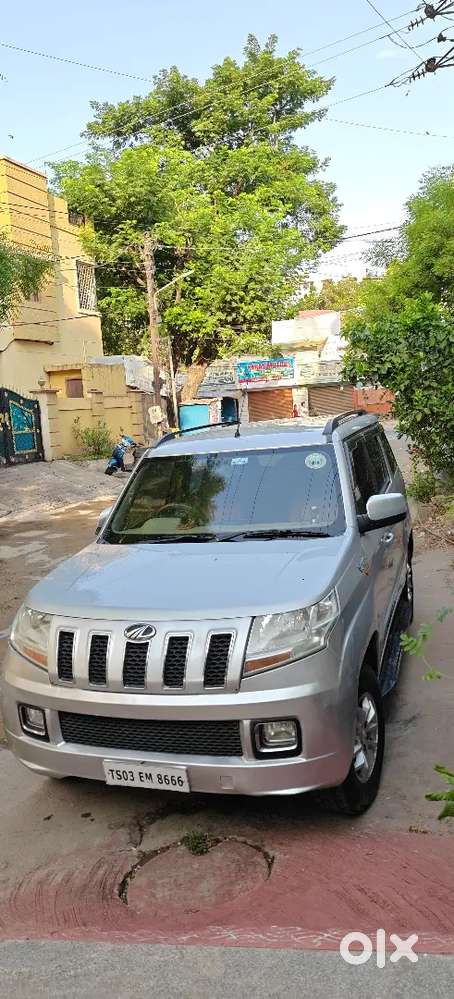 Mahindra Tuv 300 T8