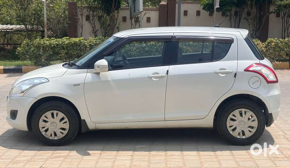 Maruti Suzuki Swift Vxi, 2014, Petrol