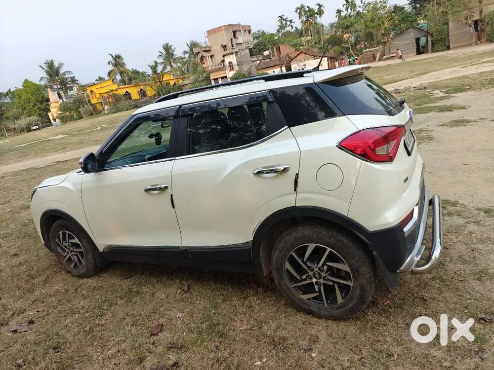 Mahindra Xuv300 2022 Petrol 33700 Km Driven
