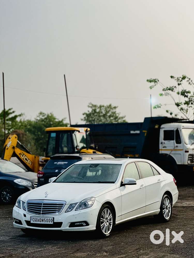 Mercedes-benz E-class 240 V6 At, 2010, Petrol