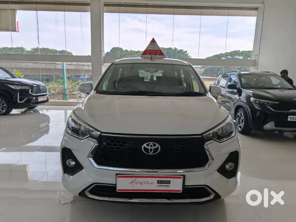 Toyota Rumion V Mt, 2023, Petrol