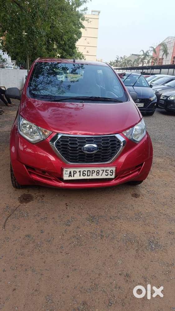 Datsun Redigo T Option, 2016, Petrol
