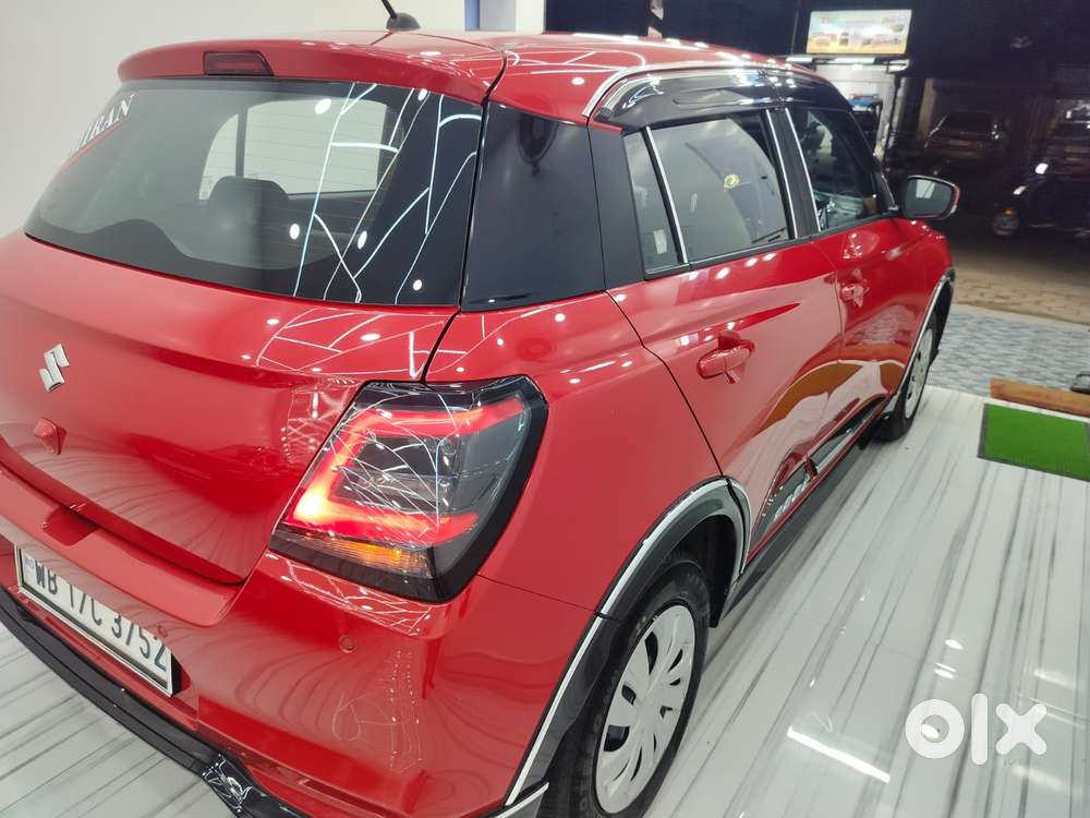 Maruti Suzuki Swift Vxi + Manual, 2025, Petrol