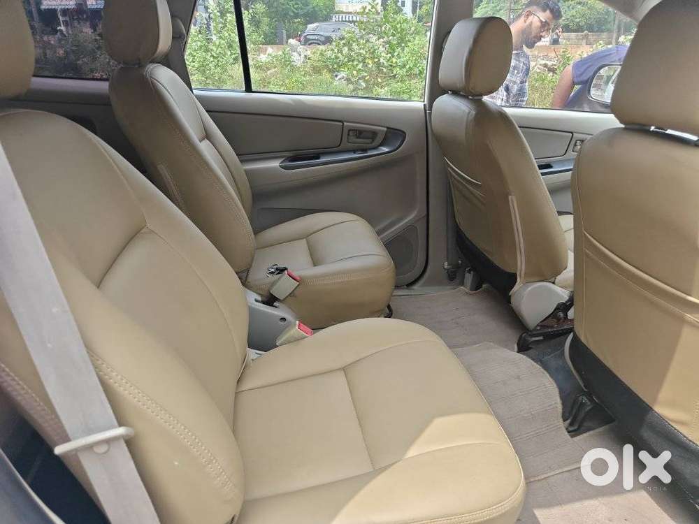 Toyota Innova 2.5 G (diesel) 7 Seater, 2014, Diesel