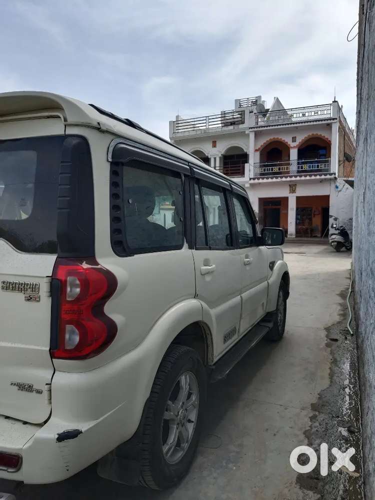 Mahindra Scorpio 2018 Diesel 100000 Km Driven