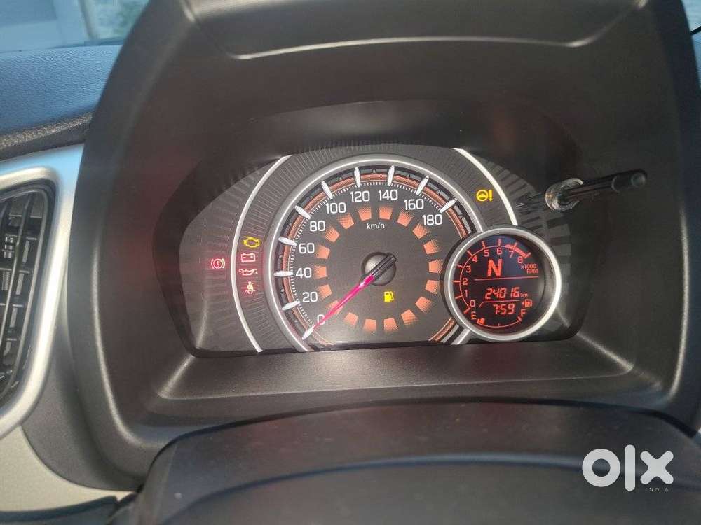 Maruti Suzuki Wagon R 1.2 Zxi Plus Amt, 2022, Petrol