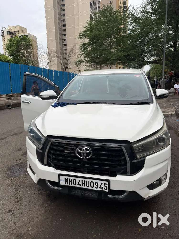 Toyota Innova 2017 Diesel 150000 Km Driven