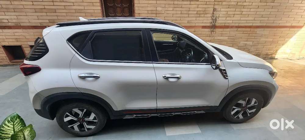 Kia Sonet 2021 Diesel 23000 Km Driven