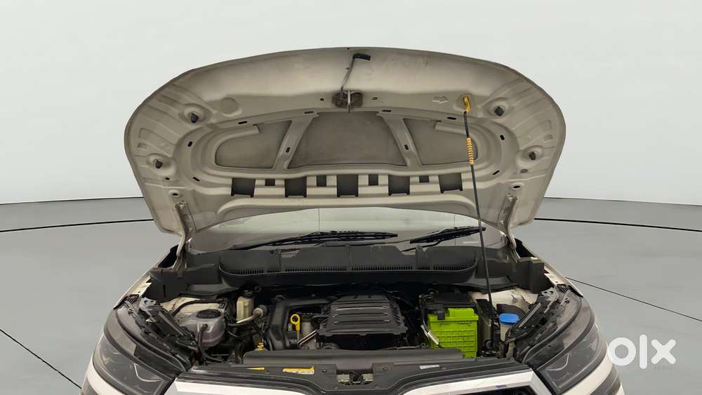 Skoda Kushaq 1.0 Tsi Ambition, 2022, Petrol