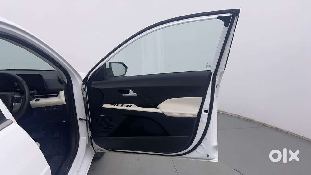 Hyundai Verna 1.5 Sx (o) Vtvt Ivt, 2024, Petrol