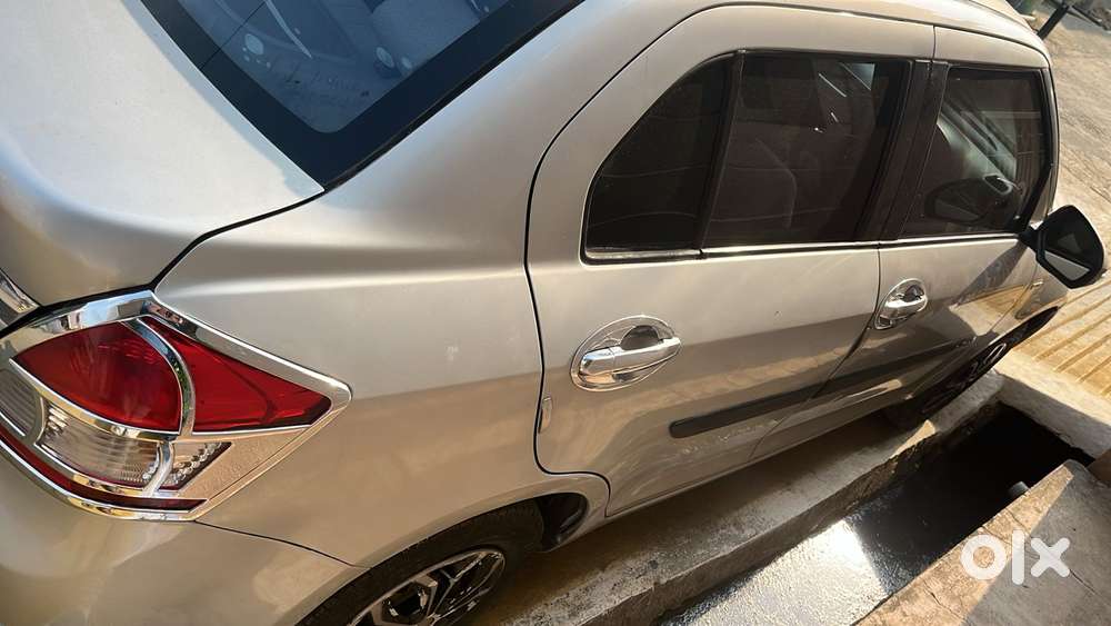 Maruti Suzuki Swift Dzire Vdi Bsiv, 2013, Diesel
