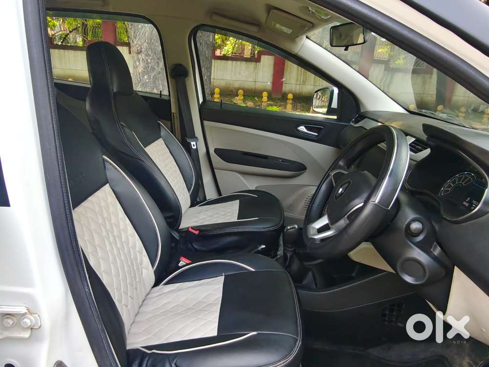 Renault Triber Rxz Easy-r Amt Urban Night Limited Edition, 2021, Pet..