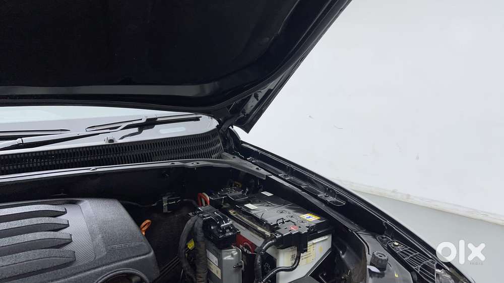 Mahindra Scorpio N Z8 Petrol At 7 Str, 2024, Petrol